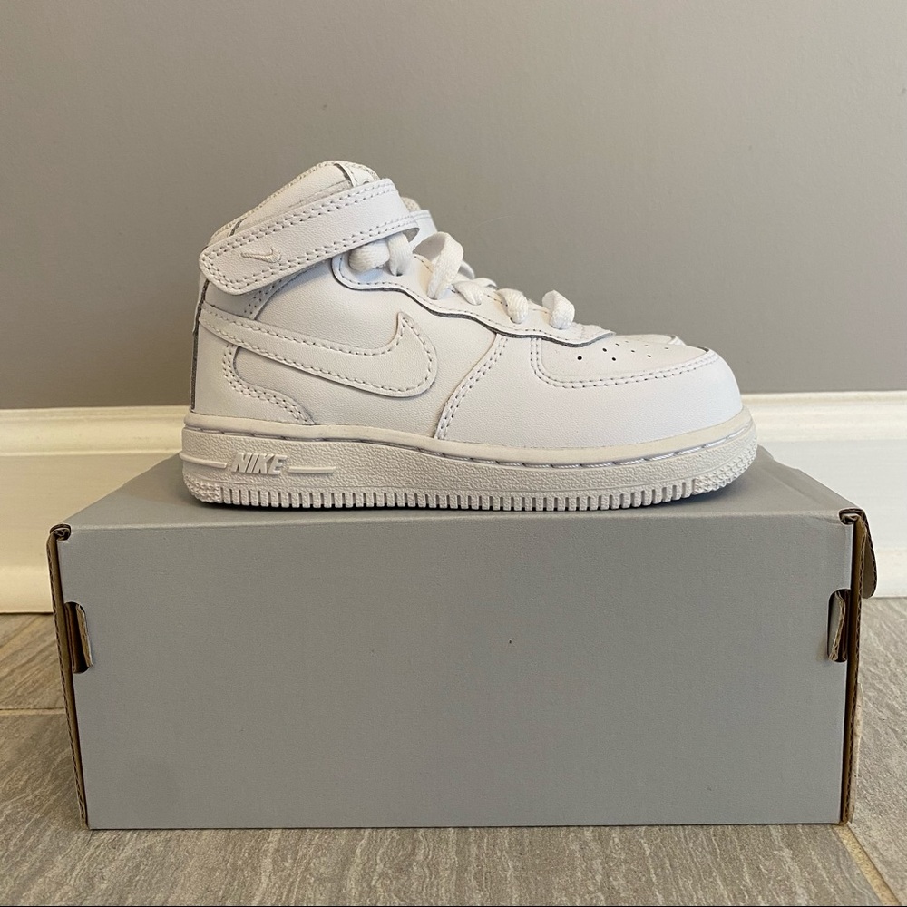 Nike Force 1 Mid (TD) / White Size 8c